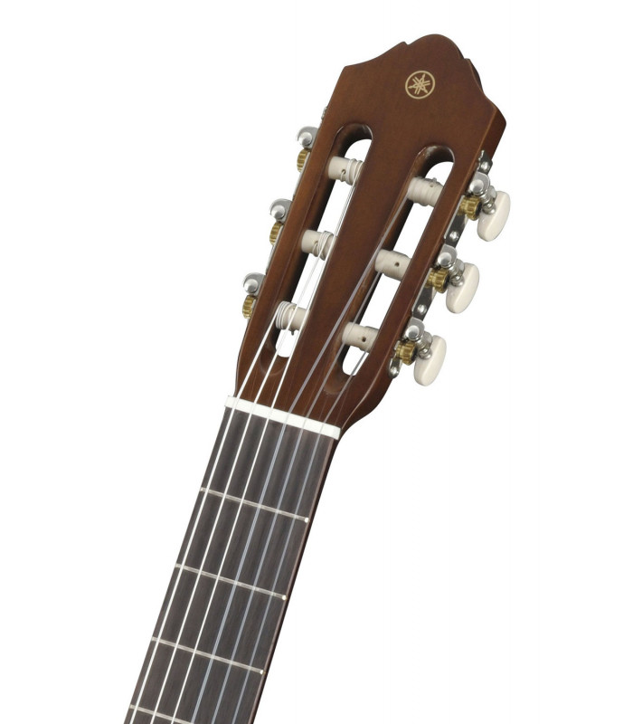 YAMAHA C40