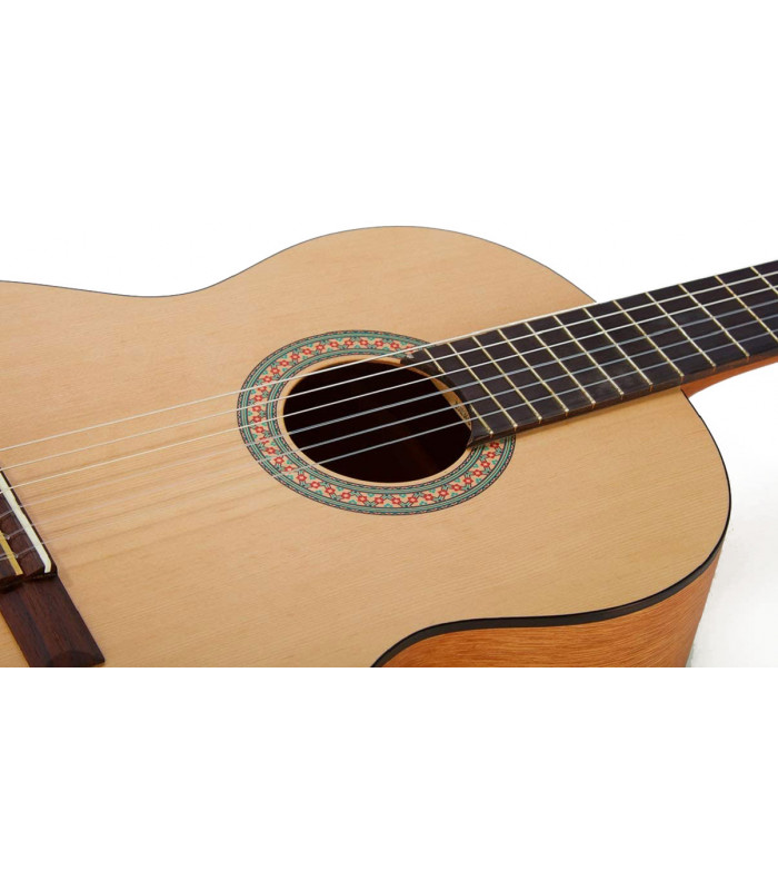 YAMAHA C40M